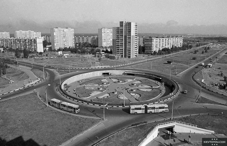 Первая застройка Оболони в Киеве