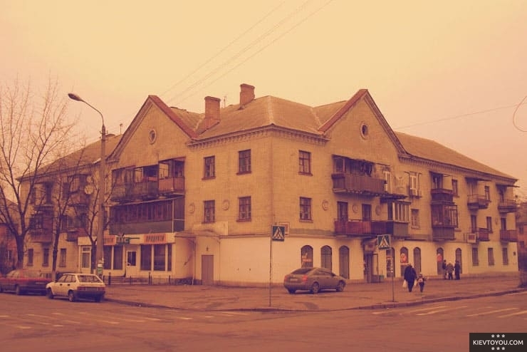 Старинные жилые дома на Дарнице, современное фото